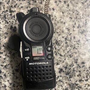 Motorola Black Compact Two-Way Radio with Textured Grip